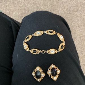Gold earring and bracelet set